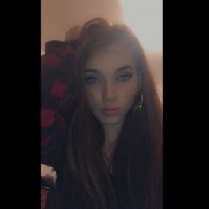 Meet your Posher, Emilee